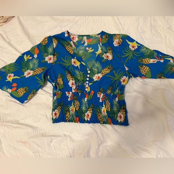 Blouse - Picture 1 of 2